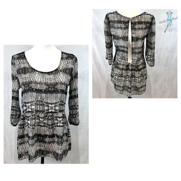 Black and white long sleeve abstract print backless peplum top size small - Picture 1 of 6